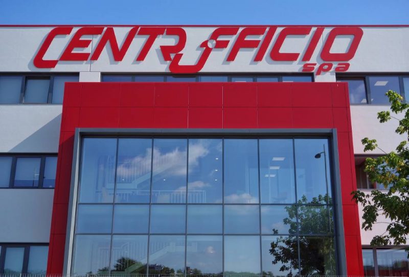 centrufficio-pioltello-facciata-logo
